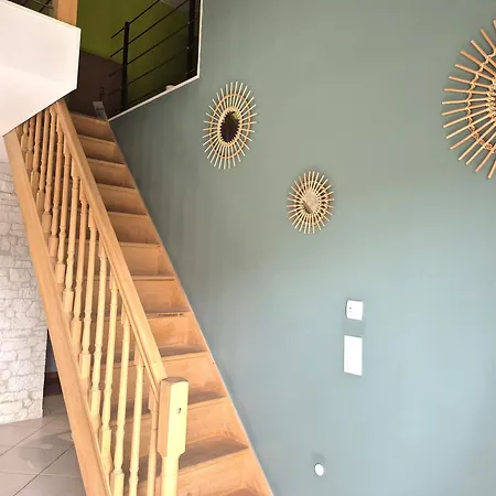 Maison De Gare, 8 Personnes, 20 Min Puy Du F Villa Mouchamps