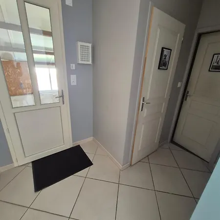 Maison De Gare, 8 Personnes, 20 Min Puy Du F Villa Mouchamps