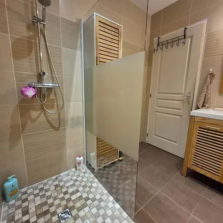 Βίλα Maison De Gare, 8 Personnes, 20 Min Puy Du F *