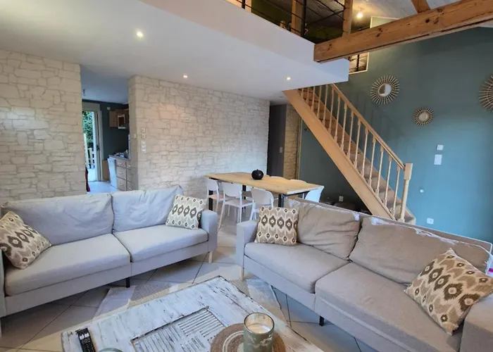 Maison De Gare, 8 Personnes, 20 Min Puy Du F * Mouchamps