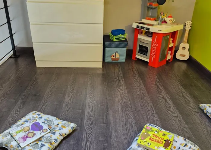 Maison De Gare, 8 Personnes, 20 Min Puy Du F